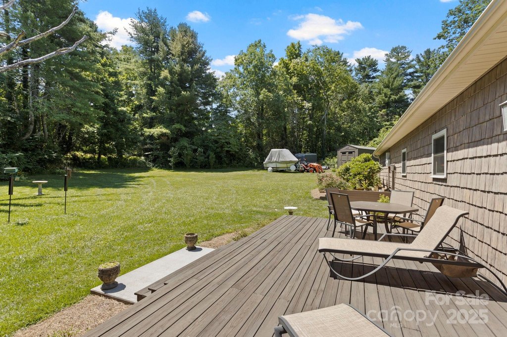 Flat Rock, North Carolina, 28731, United States, 3 Bedrooms Bedrooms, ,2 BathroomsBathrooms,Residential,Forsale,1904905
