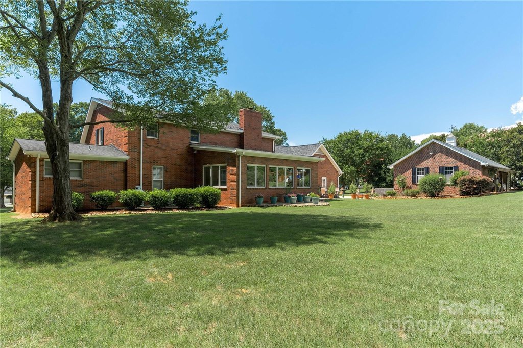 Mooresville, North Carolina, 28117, United States, 3 Bedrooms Bedrooms, ,4 BathroomsBathrooms,Residential,Forsale,1953169