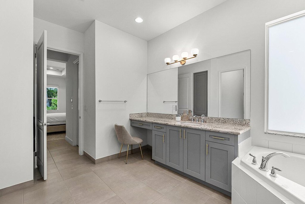 Delray Beach, Florida, 33446, United States, 2 Bedrooms Bedrooms, ,2.5 BathroomsBathrooms,Residential,Forsale,1929733