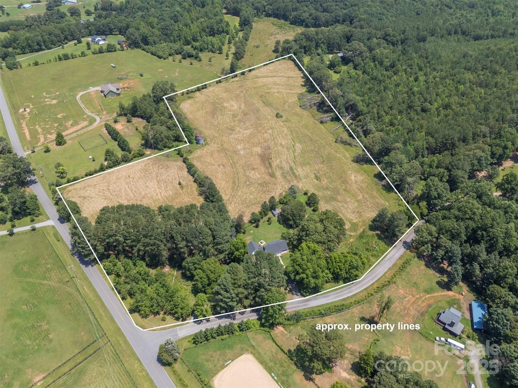 Rutherfordton, North Carolina, 28139, United States, 4 Bedrooms Bedrooms, ,2 BathroomsBathrooms,Residential,Forsale,1904900