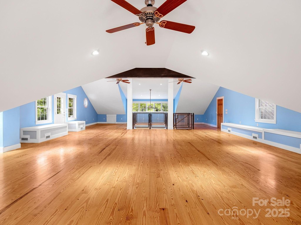 Tryon, North Carolina, 28782, United States, 3 Bedrooms Bedrooms, ,4 BathroomsBathrooms,Residential,Forsale,1904897