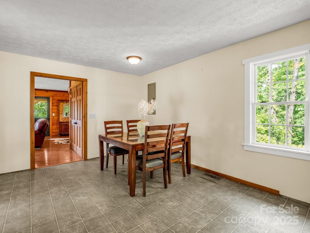 Rutherfordton, North Carolina, 28139, United States, 3 Bedrooms Bedrooms, ,2 BathroomsBathrooms,Residential,Forsale,1904901