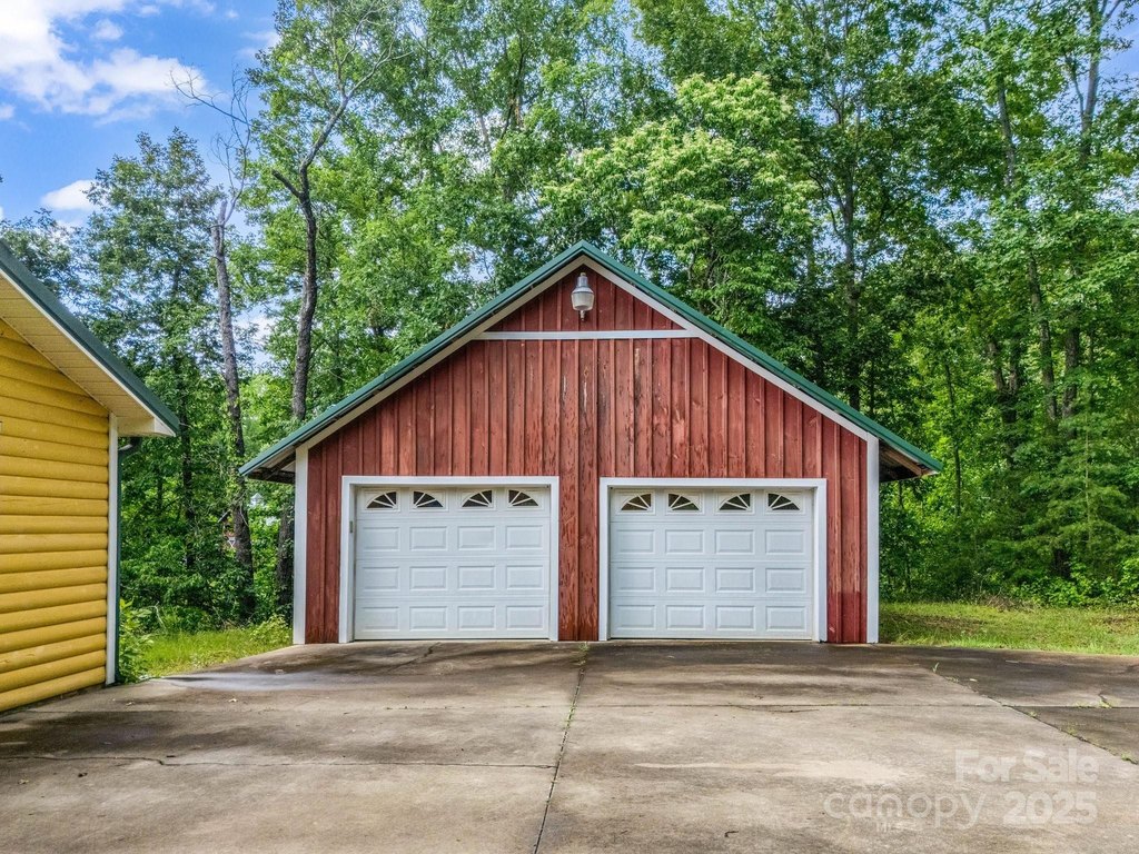 Rutherfordton, North Carolina, 28139, United States, 3 Bedrooms Bedrooms, ,2 BathroomsBathrooms,Residential,Forsale,1904901