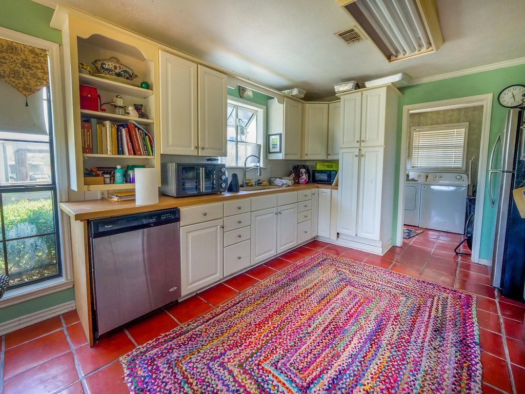 Midway, Texas, 75852, United States, ,Residential,Forsale,1936472