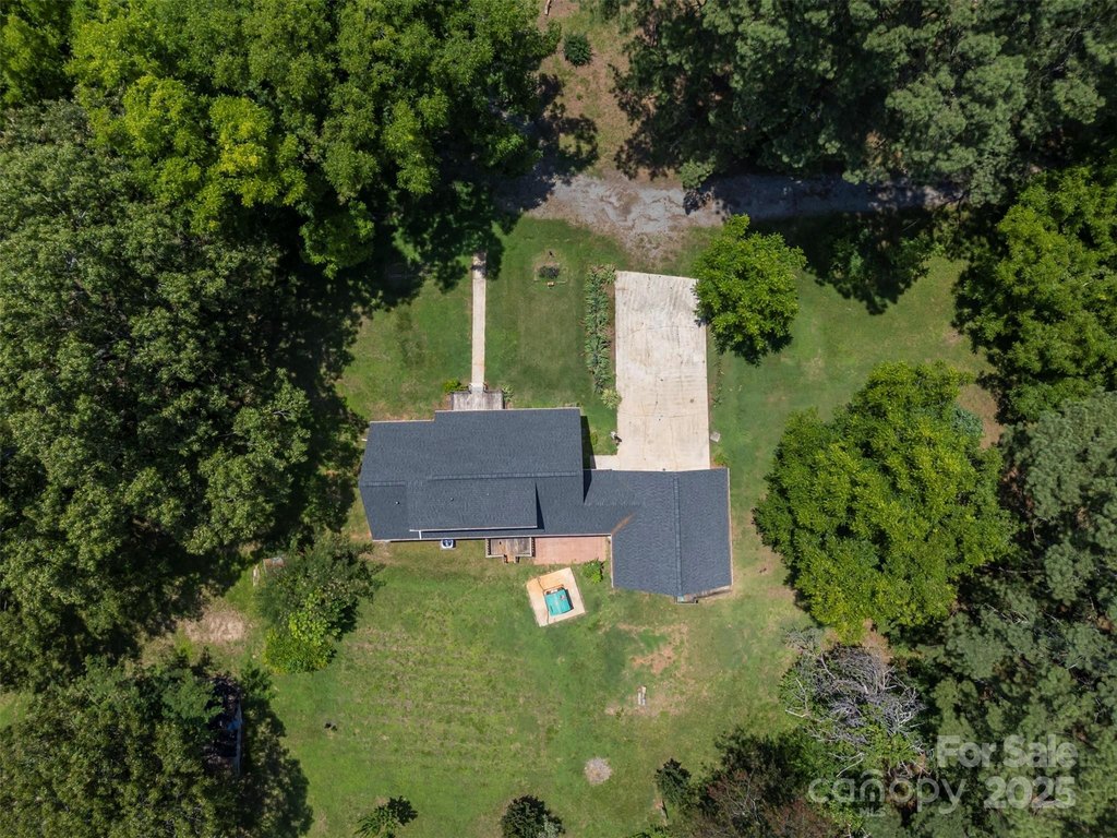Rutherfordton, North Carolina, 28139, United States, 4 Bedrooms Bedrooms, ,2 BathroomsBathrooms,Residential,Forsale,1904900
