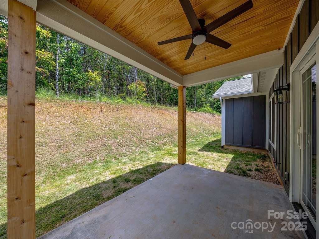 Mars Hill, North Carolina, 28754, United States, 3 Bedrooms Bedrooms, ,3 BathroomsBathrooms,Residential,Forsale,1907847