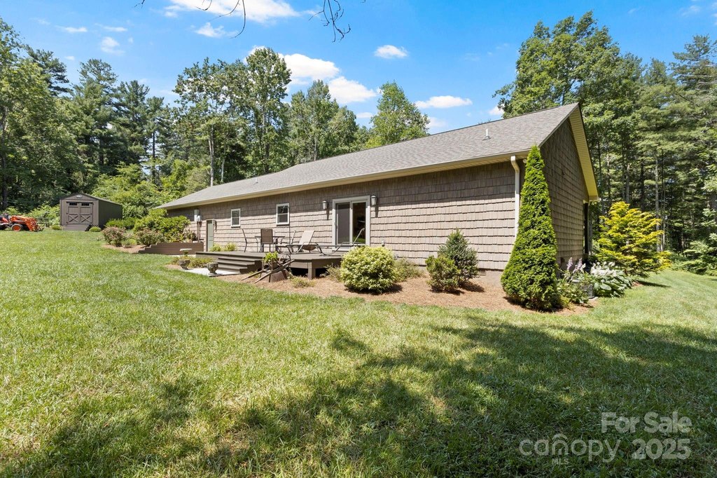 Flat Rock, North Carolina, 28731, United States, 3 Bedrooms Bedrooms, ,2 BathroomsBathrooms,Residential,Forsale,1904905