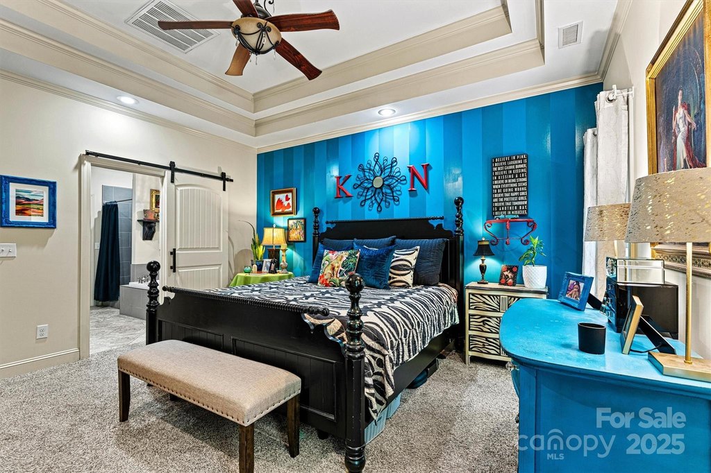 Hickory, North Carolina, 28601, United States, 4 Bedrooms Bedrooms, ,2.5 BathroomsBathrooms,Residential,Forsale,2007671