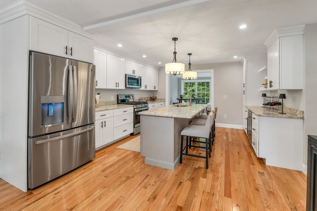 Meredith, New Hampshire, 03253, United States, 4 Bedrooms Bedrooms, ,2.5 BathroomsBathrooms,Residential,Forsale,2002408