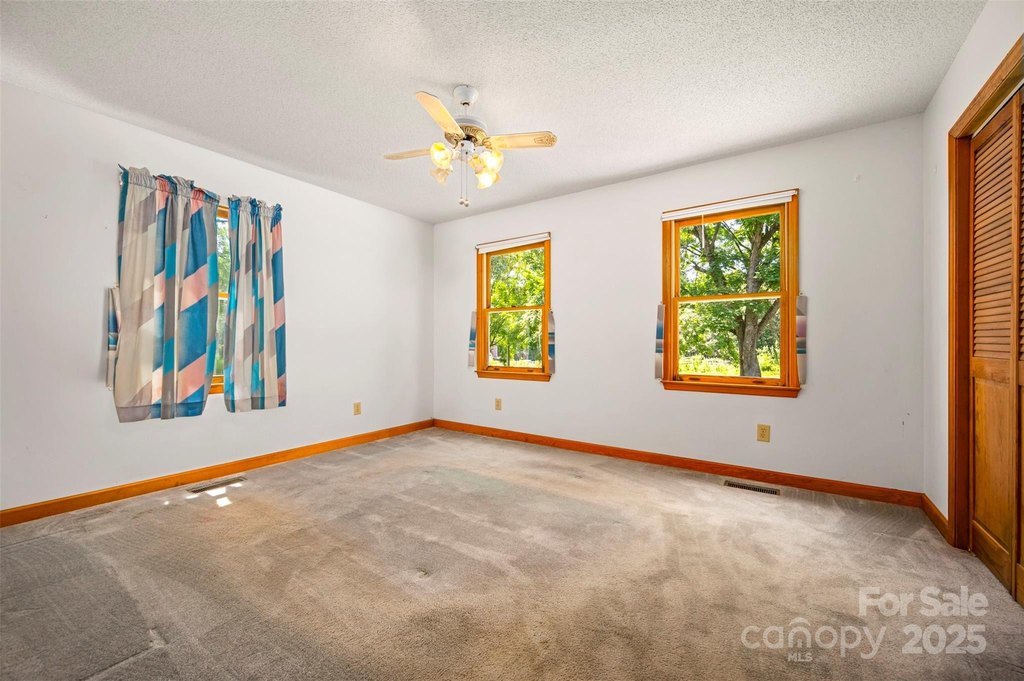 Rutherfordton, North Carolina, 28139, United States, 4 Bedrooms Bedrooms, ,2 BathroomsBathrooms,Residential,Forsale,1904900