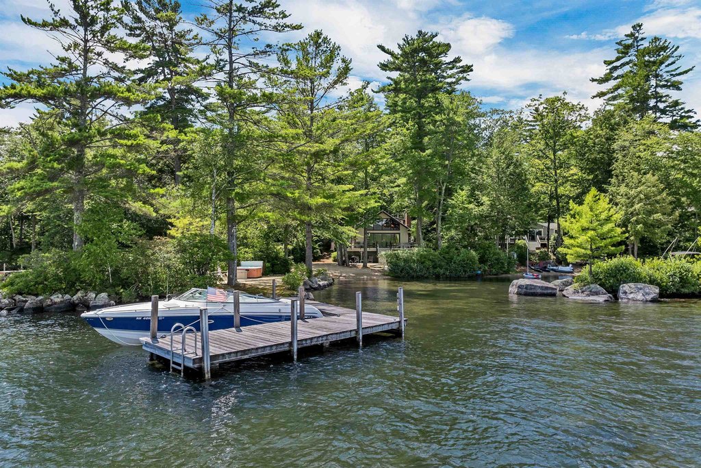 Moultonborough, New Hampshire, 03254, United States, 3 Bedrooms Bedrooms, ,3 BathroomsBathrooms,Residential,Forsale,1941224
