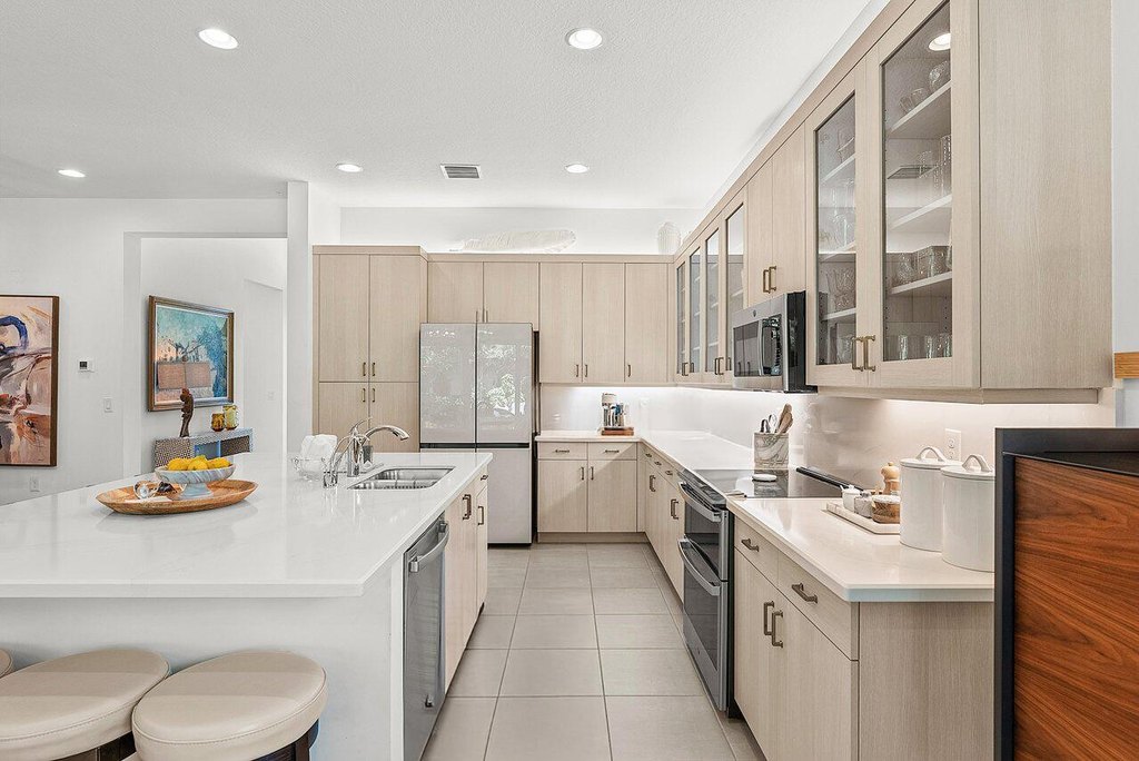 Delray Beach, Florida, 33446, United States, 2 Bedrooms Bedrooms, ,2.5 BathroomsBathrooms,Residential,Forsale,1929733