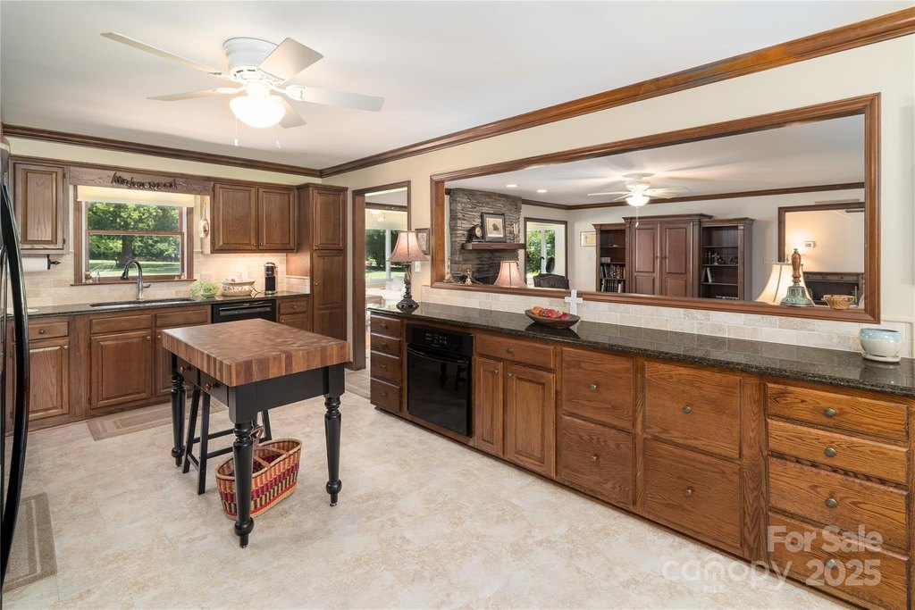 Mooresville, North Carolina, 28117, United States, 3 Bedrooms Bedrooms, ,4 BathroomsBathrooms,Residential,Forsale,1953169