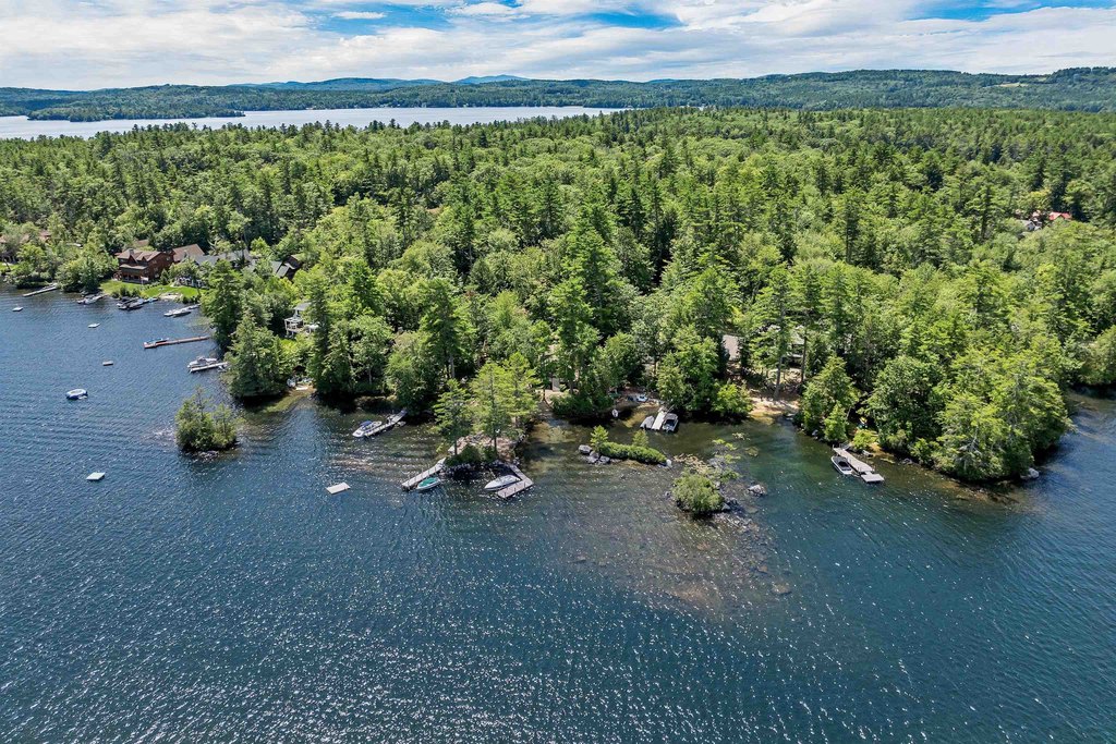 Moultonborough, New Hampshire, 03254, United States, 3 Bedrooms Bedrooms, ,3 BathroomsBathrooms,Residential,Forsale,1941224