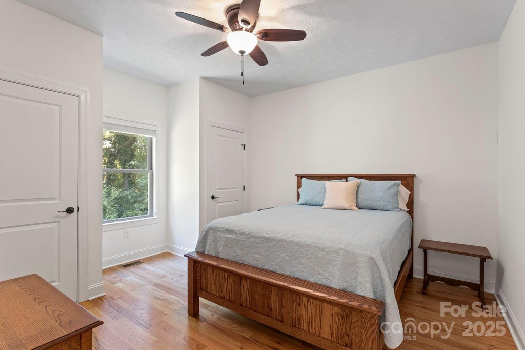Flat Rock, North Carolina, 28731, United States, 3 Bedrooms Bedrooms, ,2 BathroomsBathrooms,Residential,Forsale,1904905