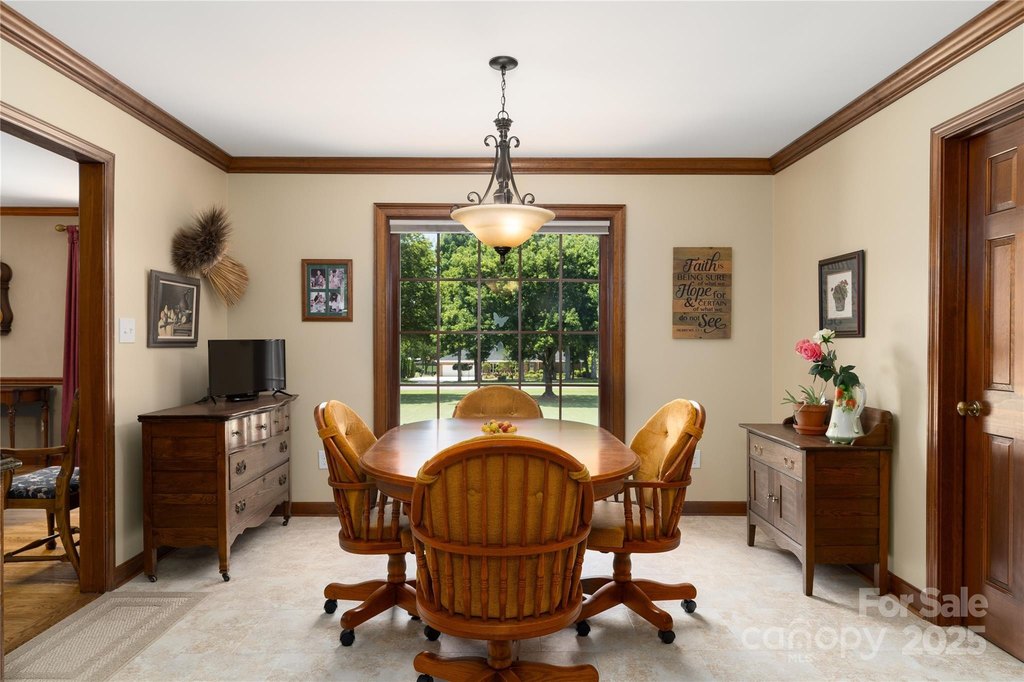 Mooresville, North Carolina, 28117, United States, 3 Bedrooms Bedrooms, ,4 BathroomsBathrooms,Residential,Forsale,1953169