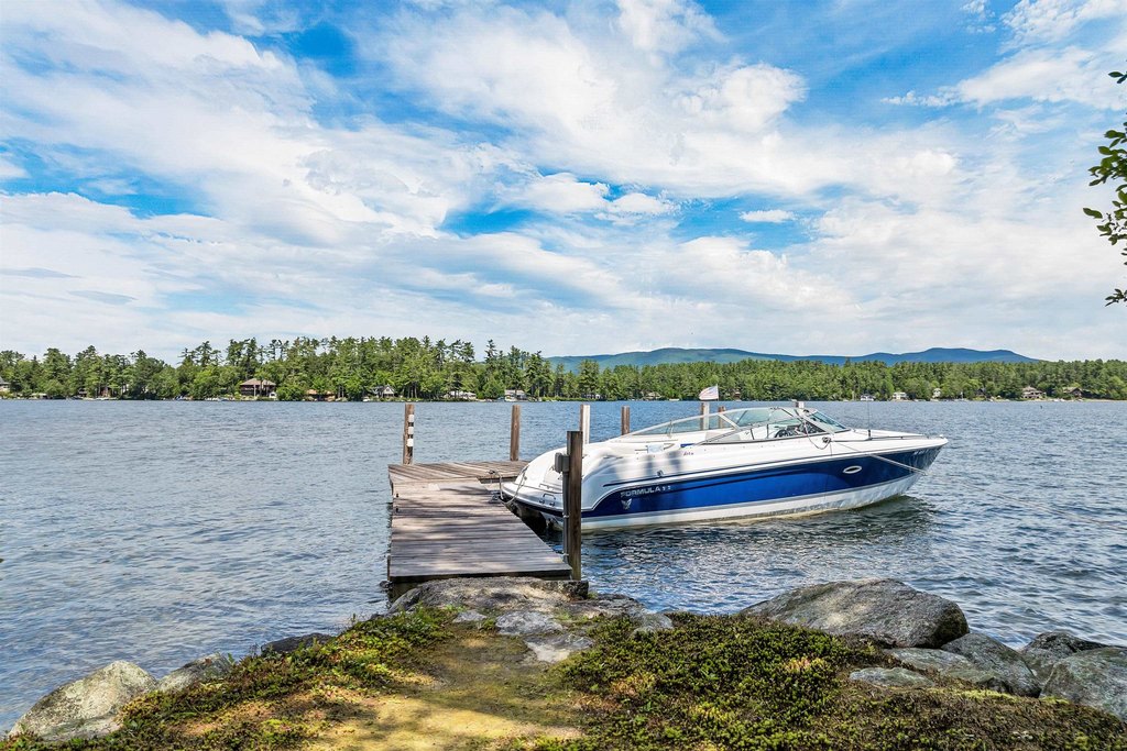 Moultonborough, New Hampshire, 03254, United States, 3 Bedrooms Bedrooms, ,3 BathroomsBathrooms,Residential,Forsale,1941224