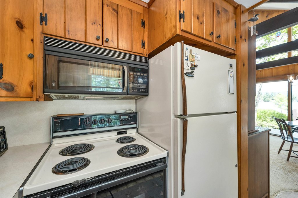 Moultonborough, New Hampshire, 03254, United States, 3 Bedrooms Bedrooms, ,3 BathroomsBathrooms,Residential,Forsale,1941224