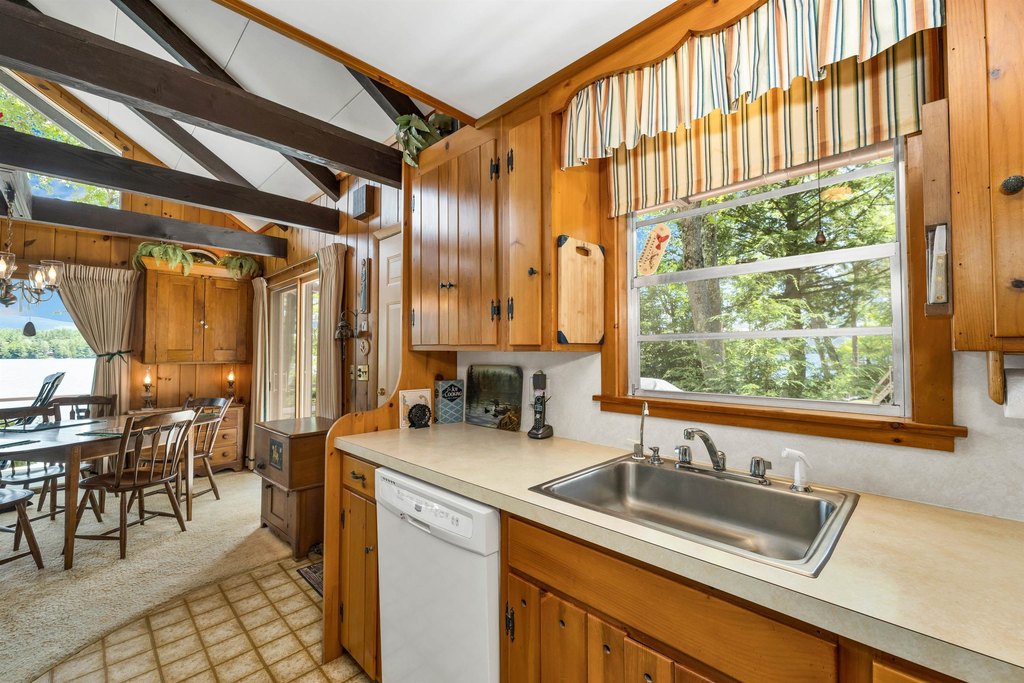 Moultonborough, New Hampshire, 03254, United States, 3 Bedrooms Bedrooms, ,3 BathroomsBathrooms,Residential,Forsale,1941224