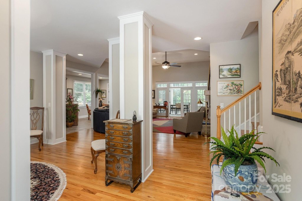 Hendersonville, North Carolina, 28739, United States, 3 Bedrooms Bedrooms, ,3.5 BathroomsBathrooms,Residential,Forsale,1985903