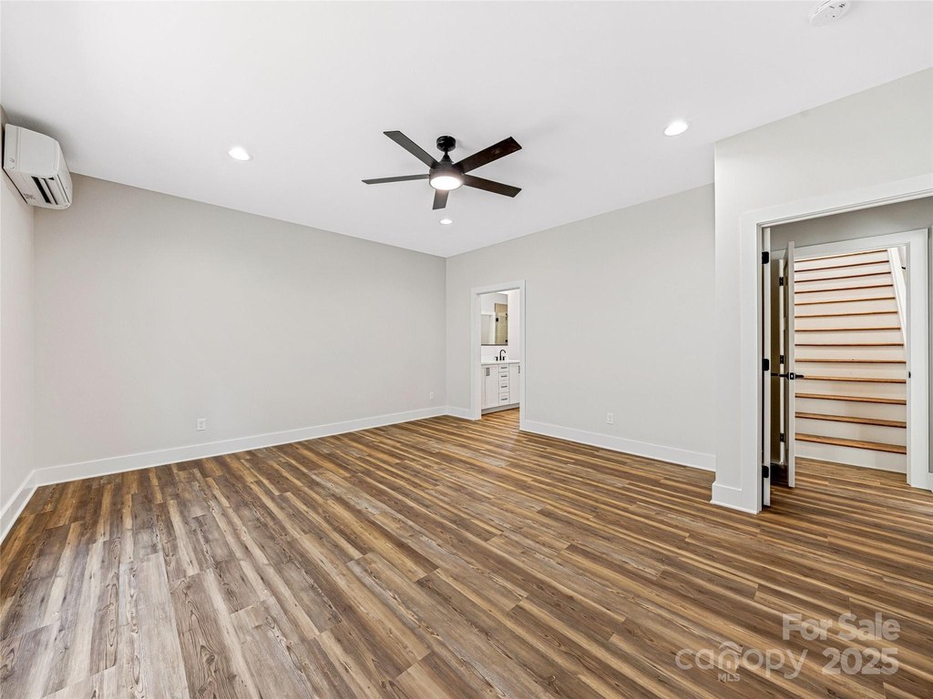 Mars Hill, North Carolina, 28754, United States, 3 Bedrooms Bedrooms, ,3 BathroomsBathrooms,Residential,Forsale,1907847