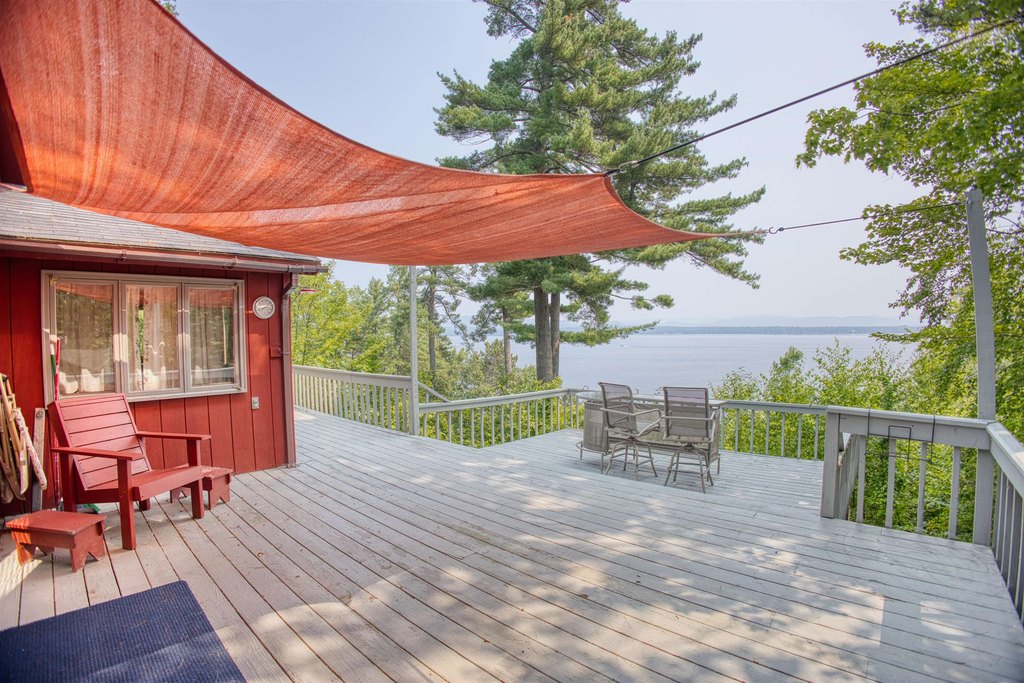 Ossipee, New Hampshire, 03814, United States, 3 Bedrooms Bedrooms, ,2.5 BathroomsBathrooms,Residential,Forsale,1941244
