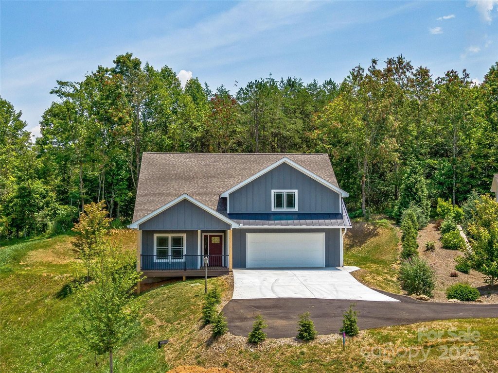 Mars Hill, North Carolina, 28754, United States, 3 Bedrooms Bedrooms, ,3 BathroomsBathrooms,Residential,Forsale,1907847