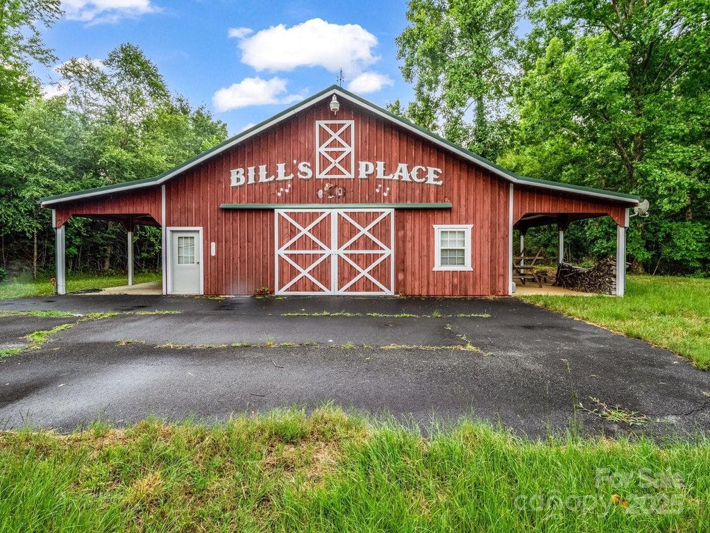 Rutherfordton, North Carolina, 28139, United States, 3 Bedrooms Bedrooms, ,2 BathroomsBathrooms,Residential,Forsale,1904901