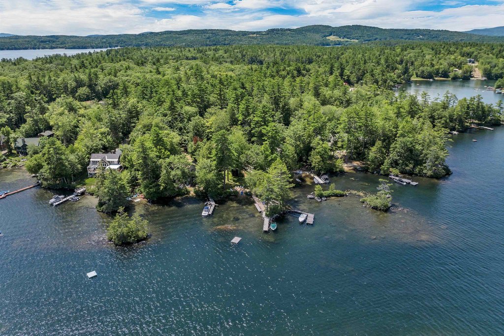Moultonborough, New Hampshire, 03254, United States, 3 Bedrooms Bedrooms, ,3 BathroomsBathrooms,Residential,Forsale,1941224