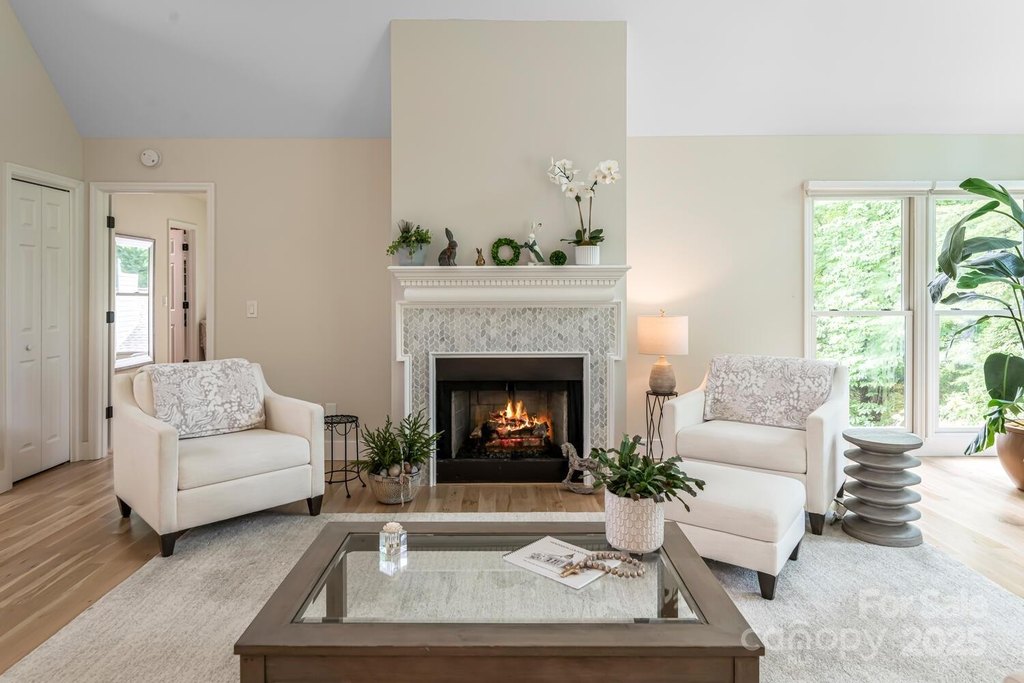 Flat Rock, North Carolina, 28731, United States, 3 Bedrooms Bedrooms, ,2 BathroomsBathrooms,Residential,Forsale,1886037