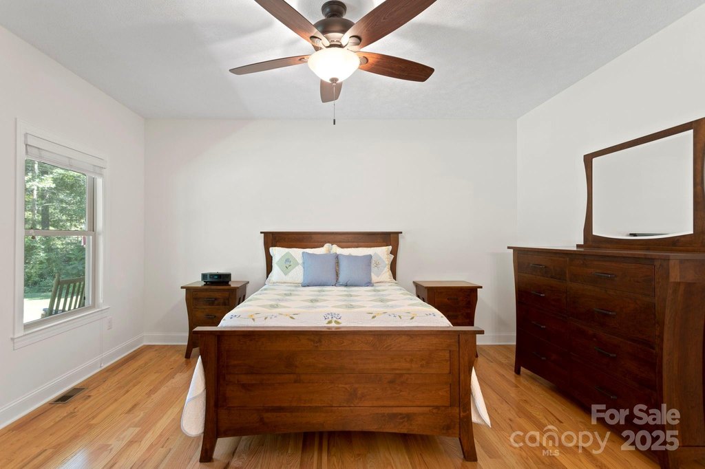 Flat Rock, North Carolina, 28731, United States, 3 Bedrooms Bedrooms, ,2 BathroomsBathrooms,Residential,Forsale,1904905