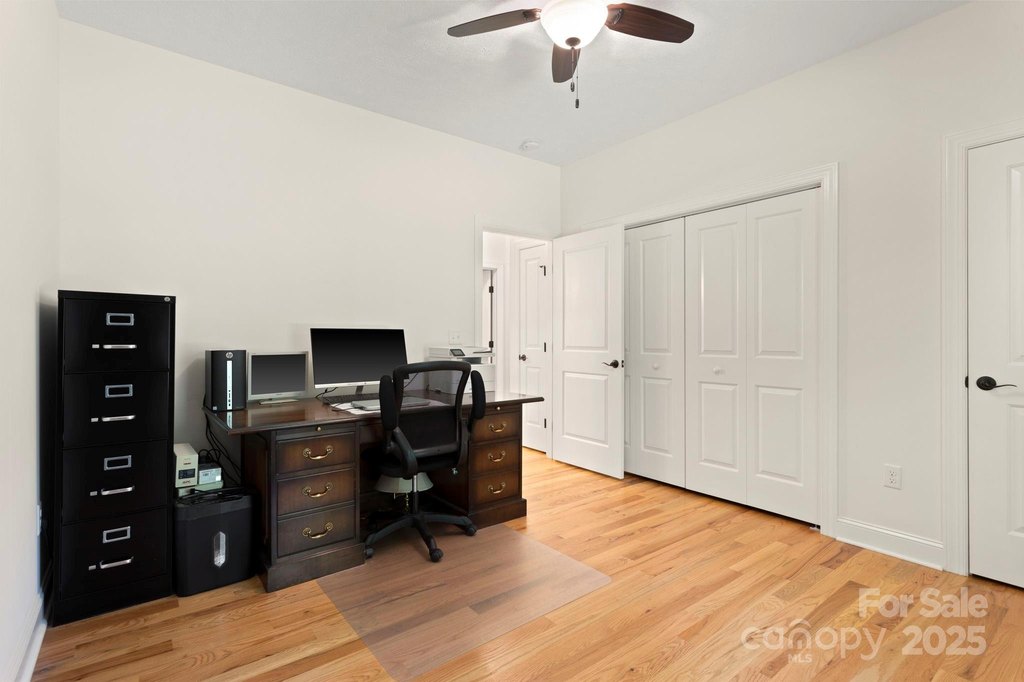 Flat Rock, North Carolina, 28731, United States, 3 Bedrooms Bedrooms, ,2 BathroomsBathrooms,Residential,Forsale,1904905