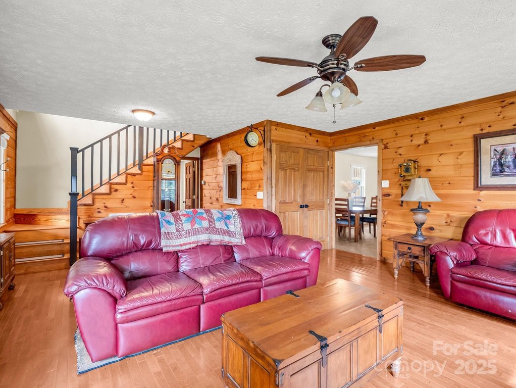 Rutherfordton, North Carolina, 28139, United States, 3 Bedrooms Bedrooms, ,2 BathroomsBathrooms,Residential,Forsale,1904901