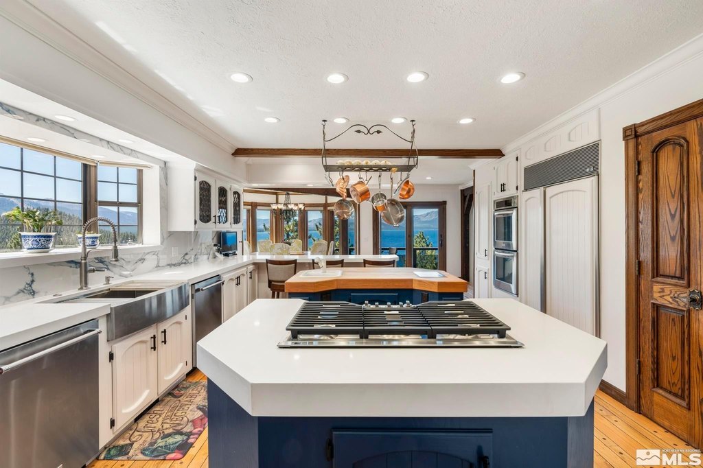 Zephyr Cove, Nevada, 89448, United States, 5 Bedrooms Bedrooms, ,6.5 BathroomsBathrooms,Residential,Forsale,1886473
