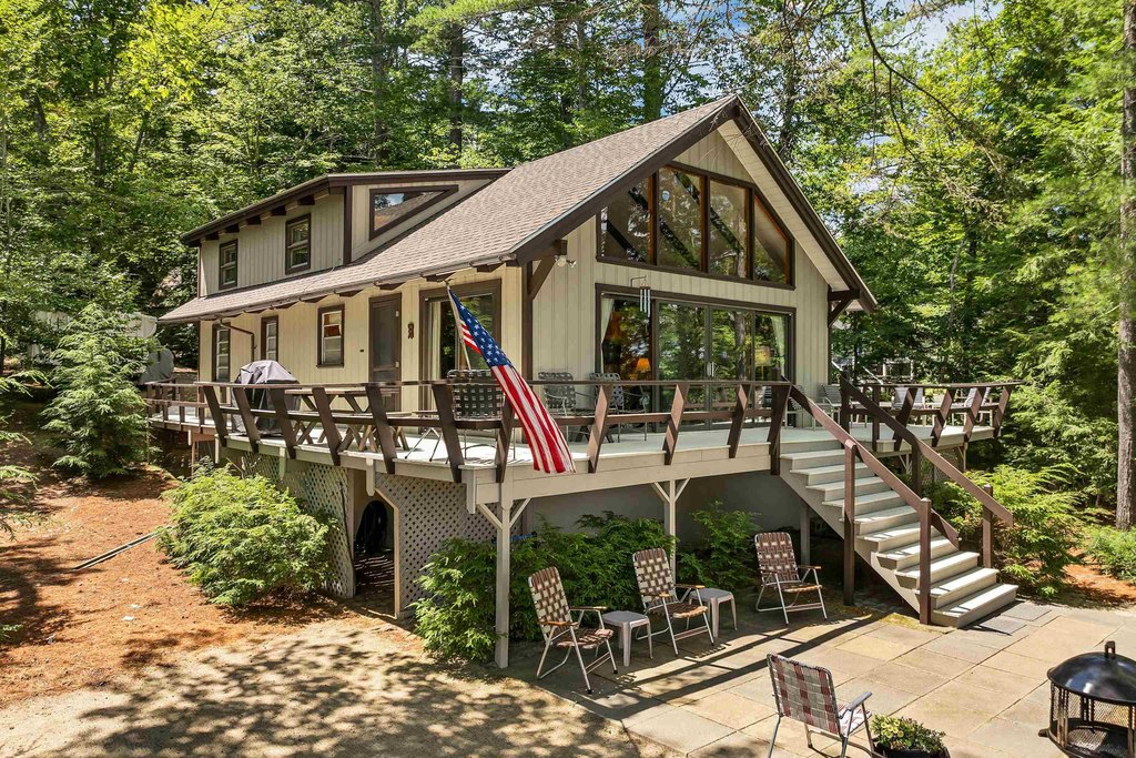 Moultonborough, New Hampshire, 03254, United States, 3 Bedrooms Bedrooms, ,3 BathroomsBathrooms,Residential,Forsale,1941224