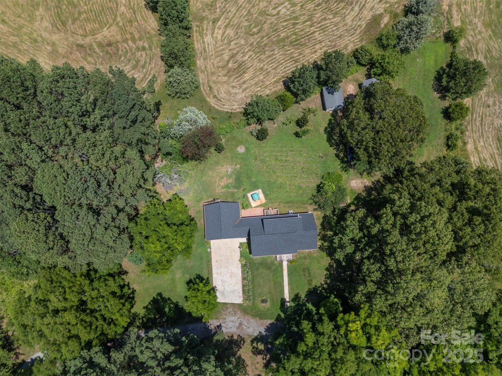 Rutherfordton, North Carolina, 28139, United States, 4 Bedrooms Bedrooms, ,2 BathroomsBathrooms,Residential,Forsale,1904900