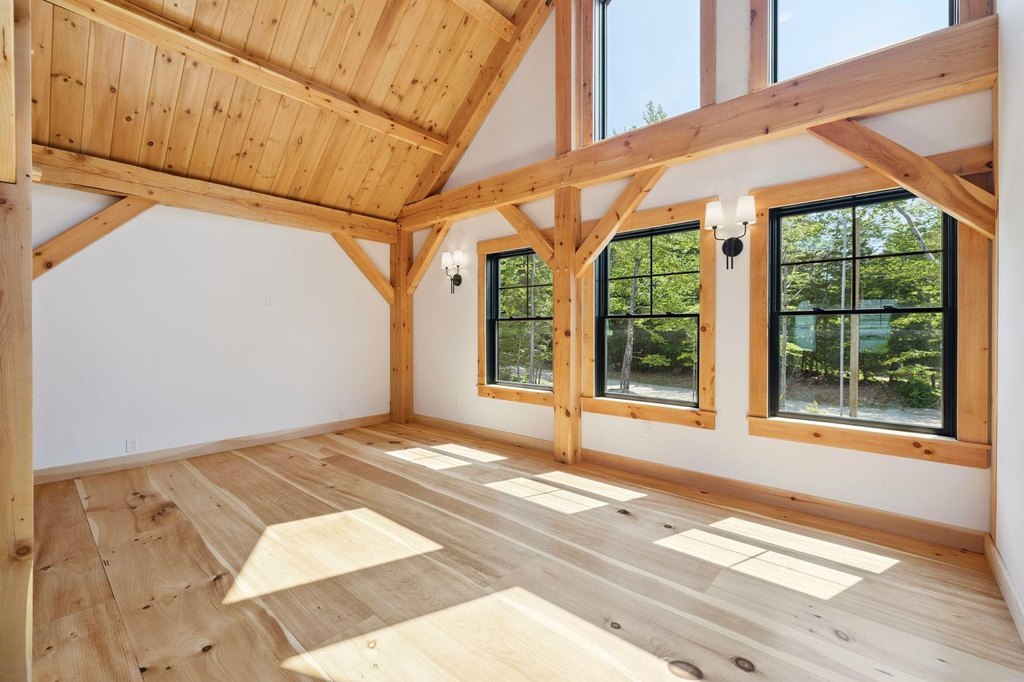 Ossipee, New Hampshire, 03814, United States, 4 Bedrooms Bedrooms, ,2.5 BathroomsBathrooms,Residential,Forsale,1952903