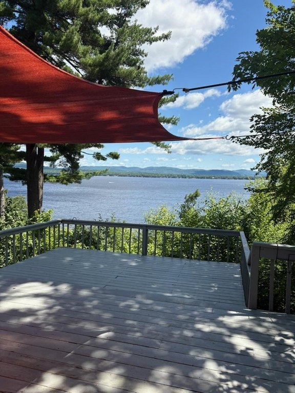 Ossipee, New Hampshire, 03814, United States, 3 Bedrooms Bedrooms, ,2.5 BathroomsBathrooms,Residential,Forsale,1941244