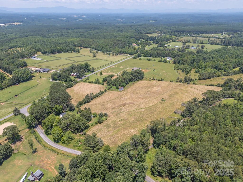 Rutherfordton, North Carolina, 28139, United States, 4 Bedrooms Bedrooms, ,2 BathroomsBathrooms,Residential,Forsale,1904900