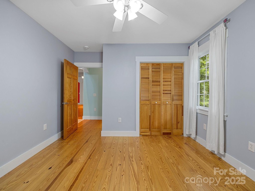 Tryon, North Carolina, 28782, United States, 3 Bedrooms Bedrooms, ,4 BathroomsBathrooms,Residential,Forsale,1904897