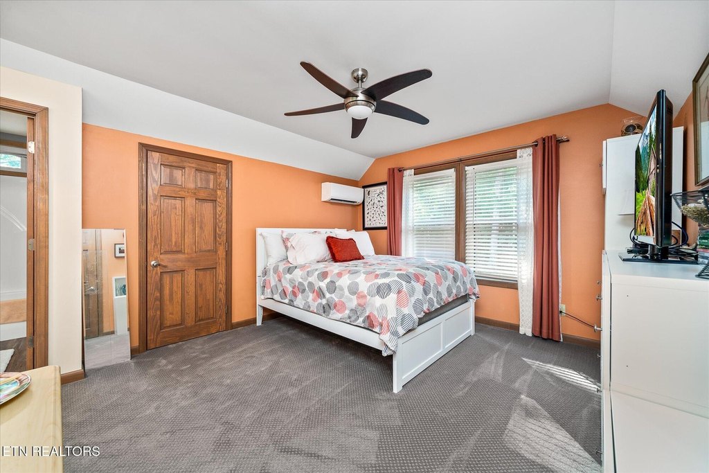 Wilder, Tennessee, 38589, United States, 2 Bedrooms Bedrooms, ,2 BathroomsBathrooms,Residential,Forsale,1929847