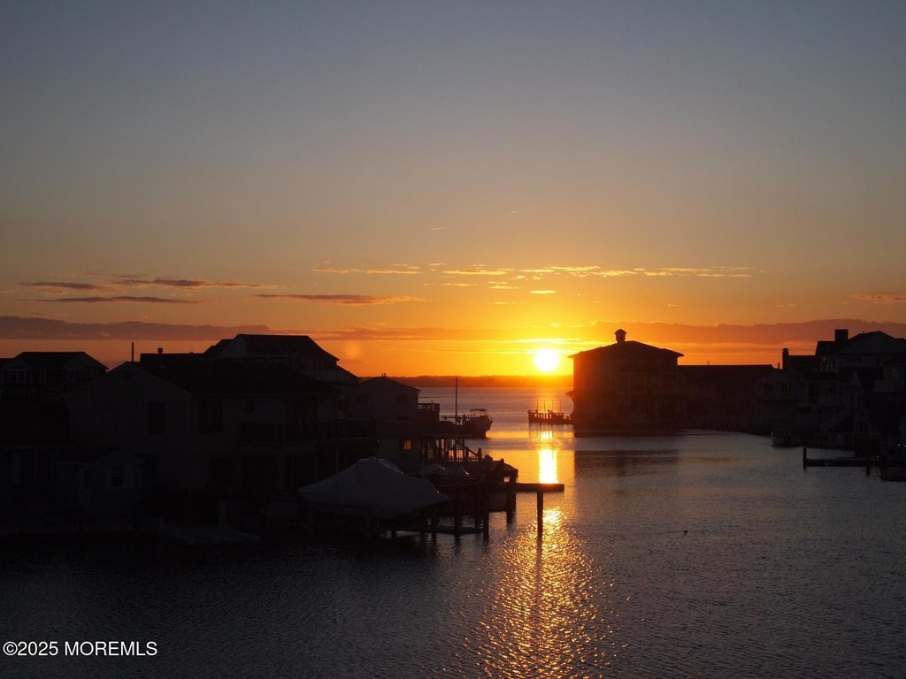 Ortley Beach, New Jersey, 08751, United States, 5 Bedrooms Bedrooms, ,4 BathroomsBathrooms,Residential,Forsale,1922720
