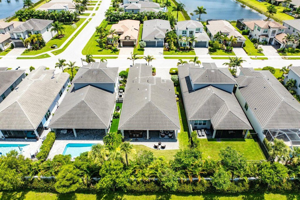 Delray Beach, Florida, 33446, United States, 2 Bedrooms Bedrooms, ,2.5 BathroomsBathrooms,Residential,Forsale,1929733