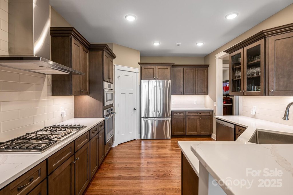 Flat Rock, North Carolina, 28731, United States, 4 Bedrooms Bedrooms, ,3.5 BathroomsBathrooms,Residential,Forsale,1886036