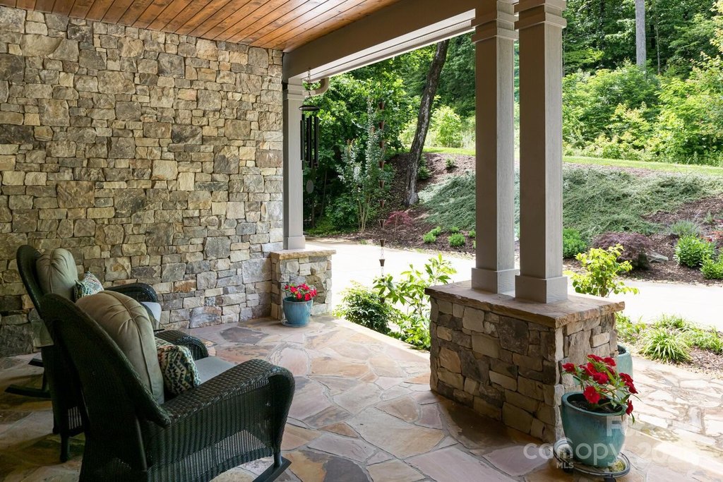 Flat Rock, North Carolina, 28731, United States, 4 Bedrooms Bedrooms, ,3.5 BathroomsBathrooms,Residential,Forsale,1886036