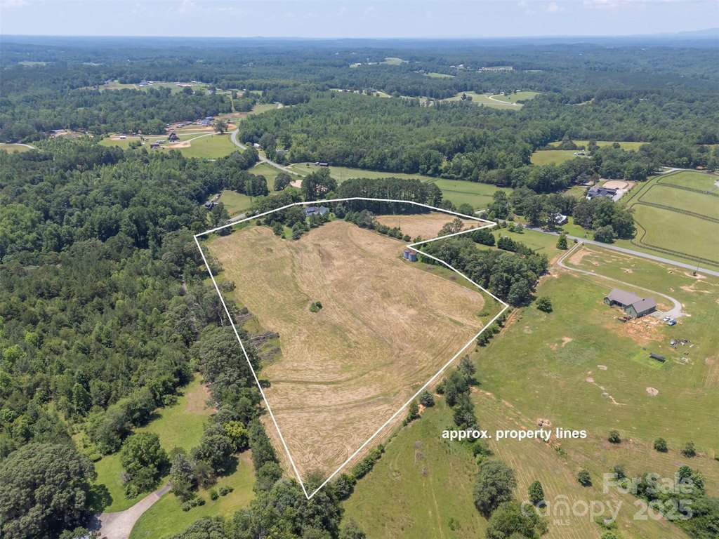 Rutherfordton, North Carolina, 28139, United States, 4 Bedrooms Bedrooms, ,2 BathroomsBathrooms,Residential,Forsale,1904900