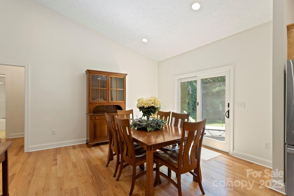 Flat Rock, North Carolina, 28731, United States, 3 Bedrooms Bedrooms, ,2 BathroomsBathrooms,Residential,Forsale,1904905
