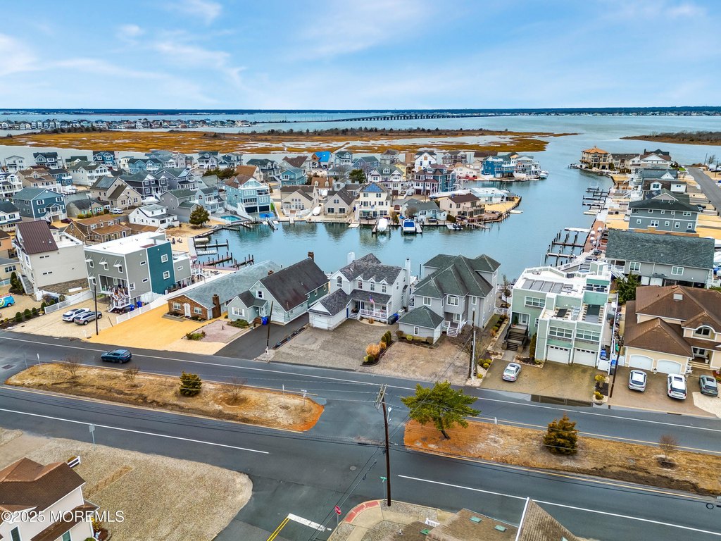 Ortley Beach, New Jersey, 08751, United States, 5 Bedrooms Bedrooms, ,4 BathroomsBathrooms,Residential,Forsale,1922720