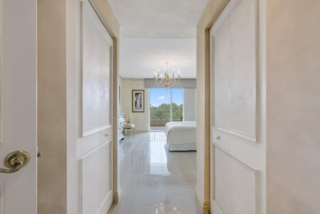 Highland Beach, Florida, 33487, United States, 2 Bedrooms Bedrooms, ,2.5 BathroomsBathrooms,Residential,Forsale,2009905