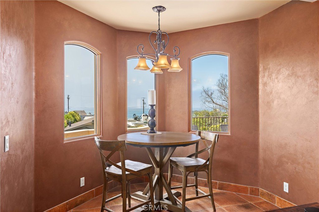 Cayucos, California, 93430, United States, 6 Bedrooms Bedrooms, ,5.5 BathroomsBathrooms,Residential,Forsale,1899779